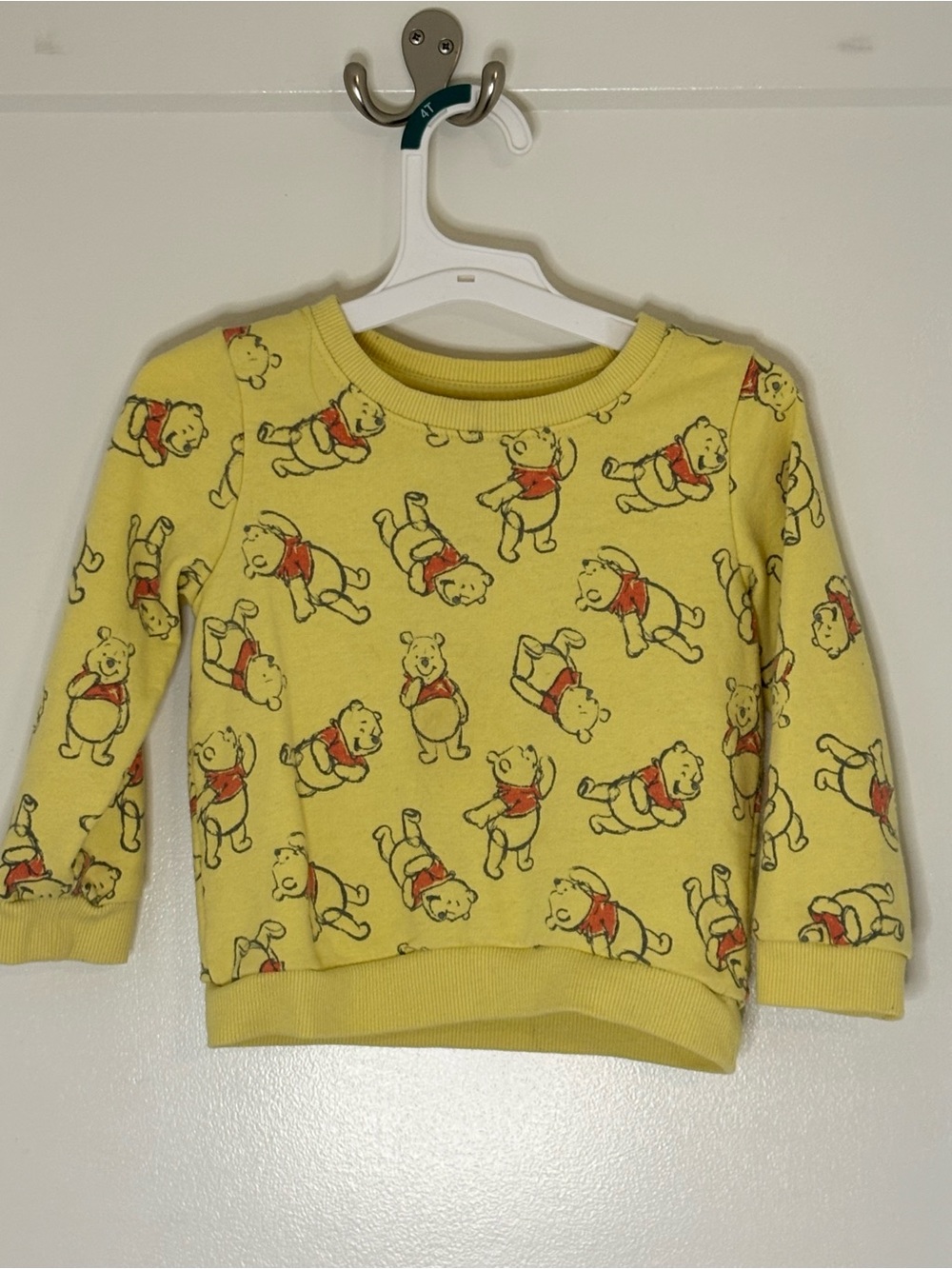 Yellow Winnie the Pooh Print Kids Sweatshirt 3T Disney Graphic Toddlers